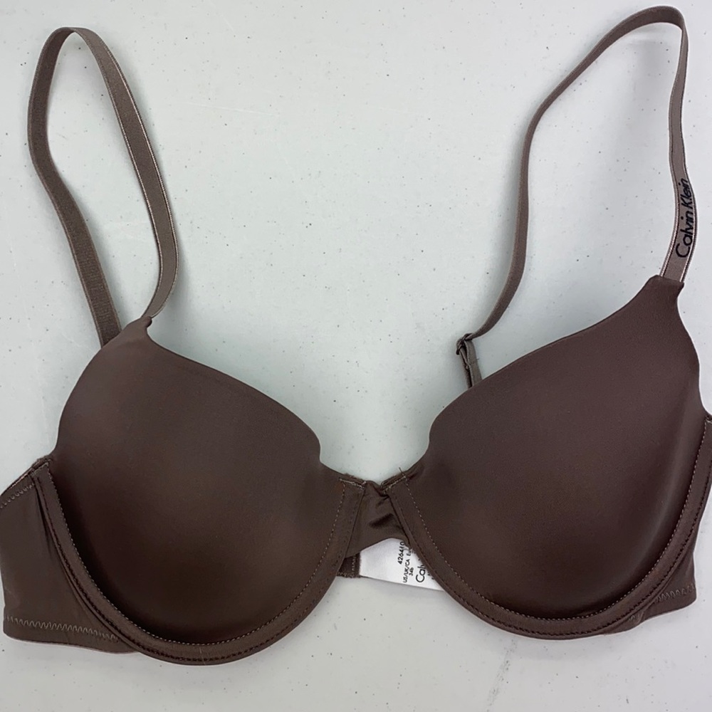 BRWN Calvin Klein Demi Bra,34B.               B13D
